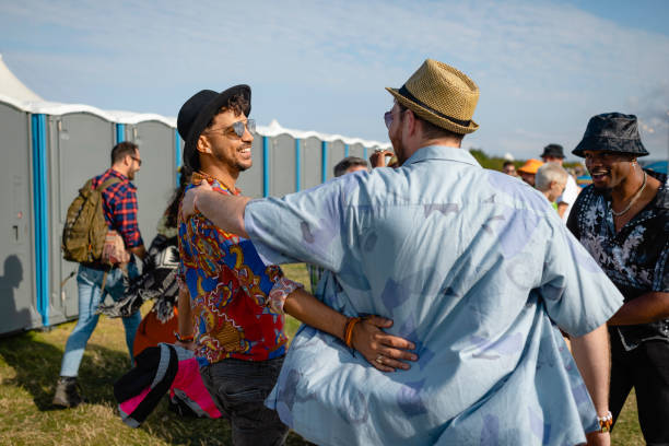 Best Construction site porta potty rental  in Laureles, TX