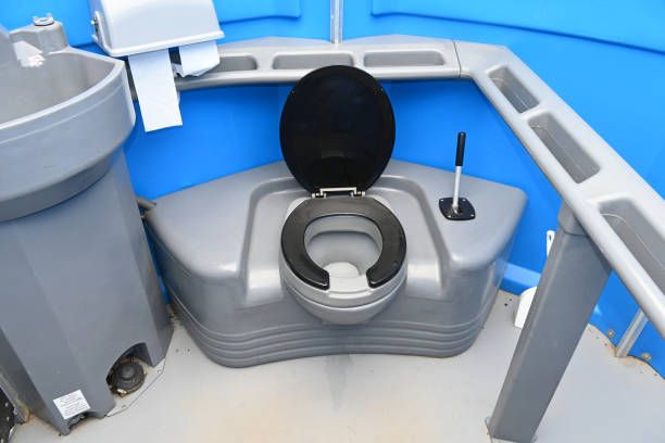 Best Portable restroom trailer rental  in Laureles, TX